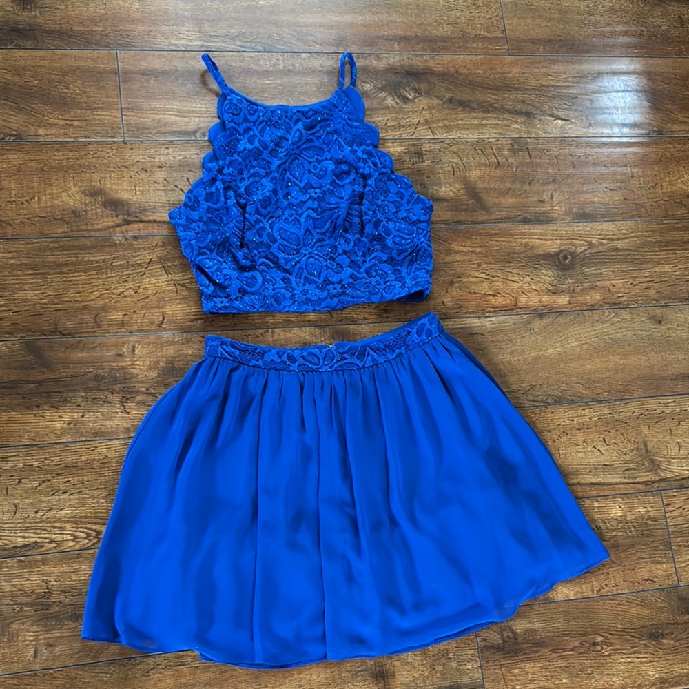 I.N. San Francisco Royal Blue Garment